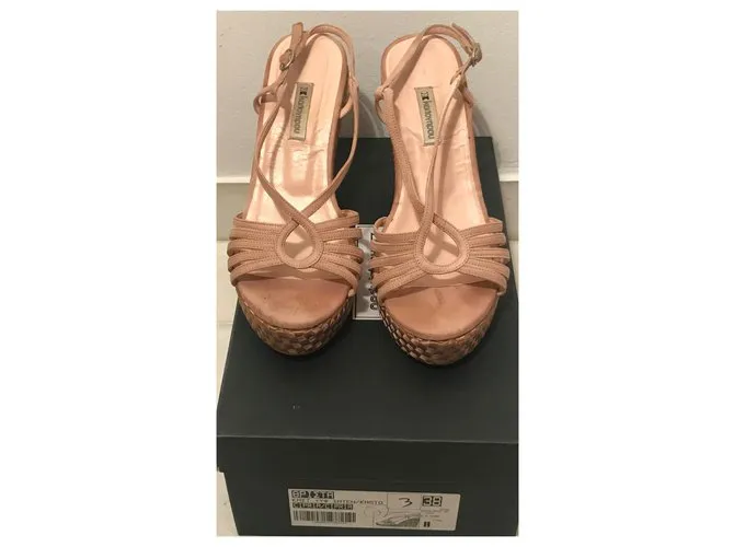 Autre Marque Mulas de cuña Beige 
