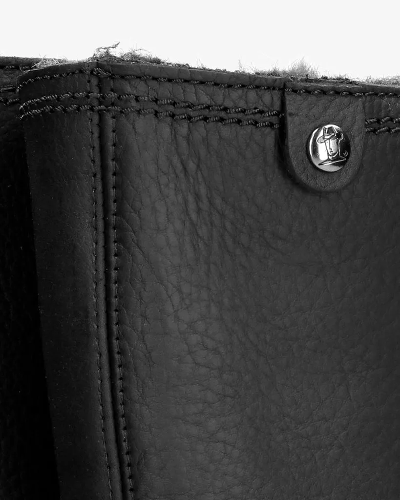 Bambina B60 Botas de piel con forro interior de pelo.
