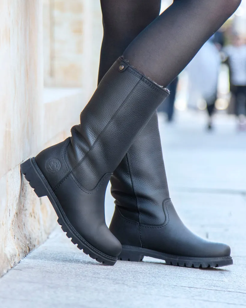 Bambina B60 Botas de piel con forro interior de pelo.