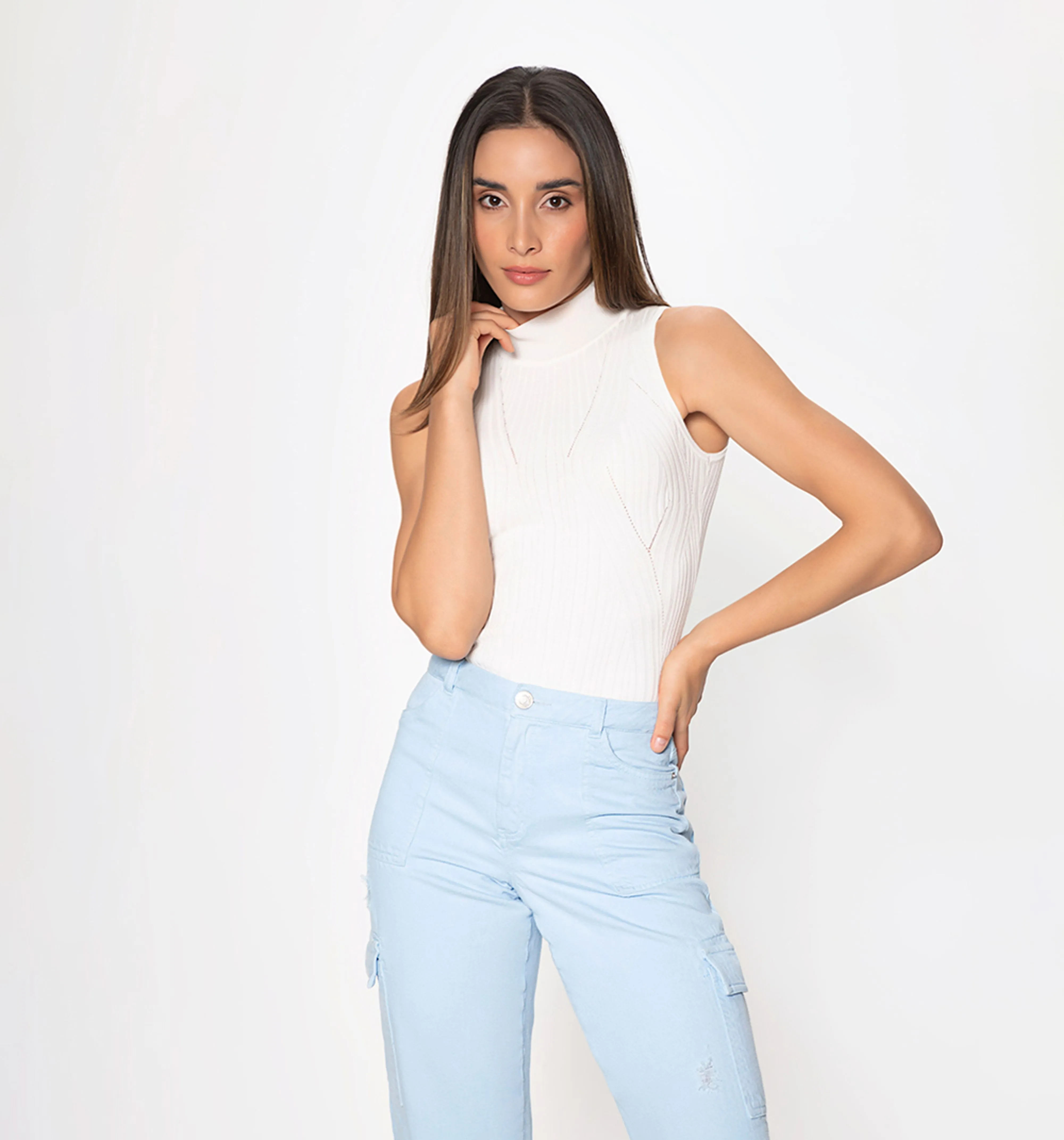 Blusa manga sisa cuello tortuga en rib