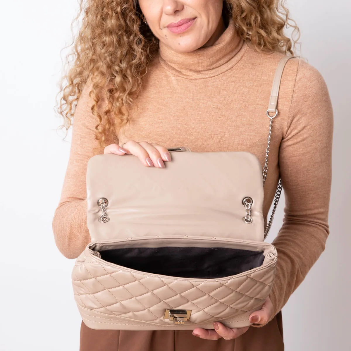 BOLSO ACOLCHADO JANIS  BEIGE