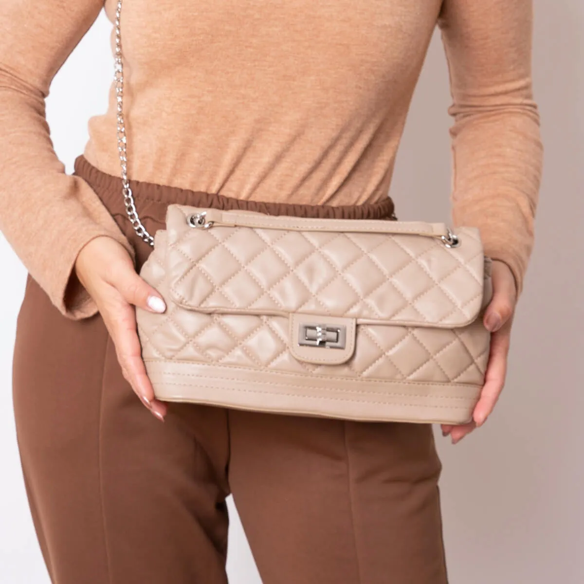 BOLSO ACOLCHADO JANIS  BEIGE