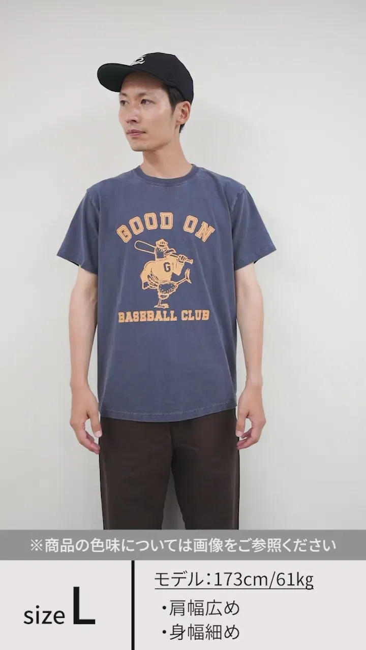 Buena camiseta de manga corta del club de béisbol