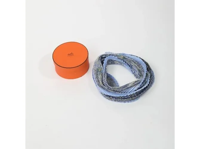 Bufanda de seda azul Hermès 