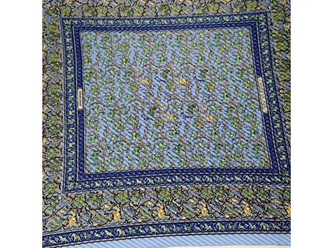 Bufanda de seda azul Hermès 