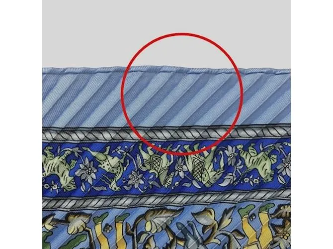 Bufanda de seda azul Hermès 