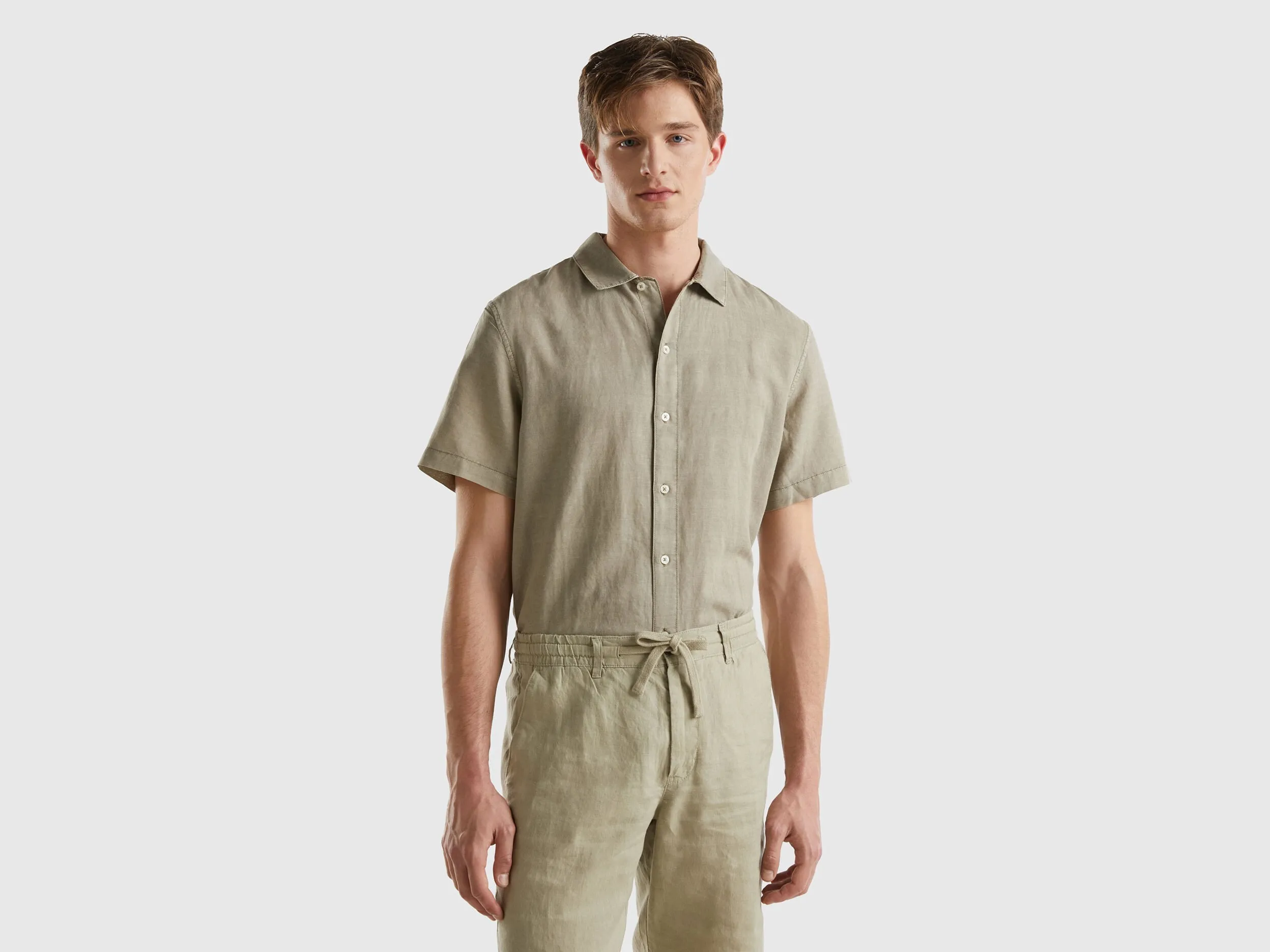 Camisa de manga corta de lino mixto