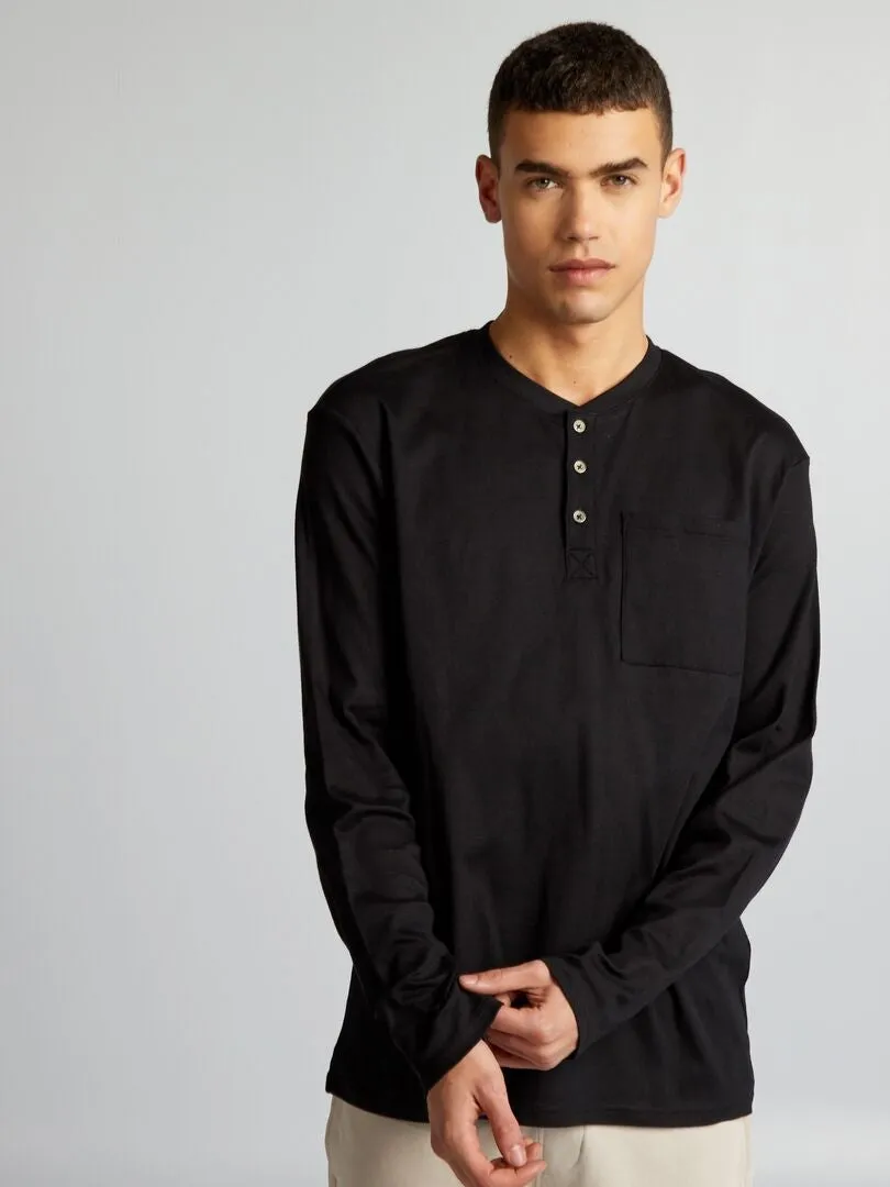 CAMISETA CON CUELLO PANADERO  NEGRO