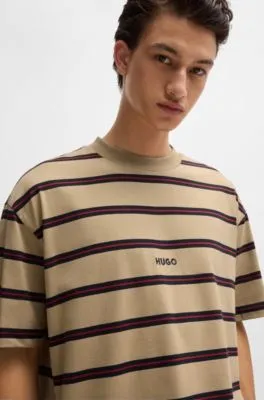 Camiseta holgada de punto de algodón con rayas horizontales
