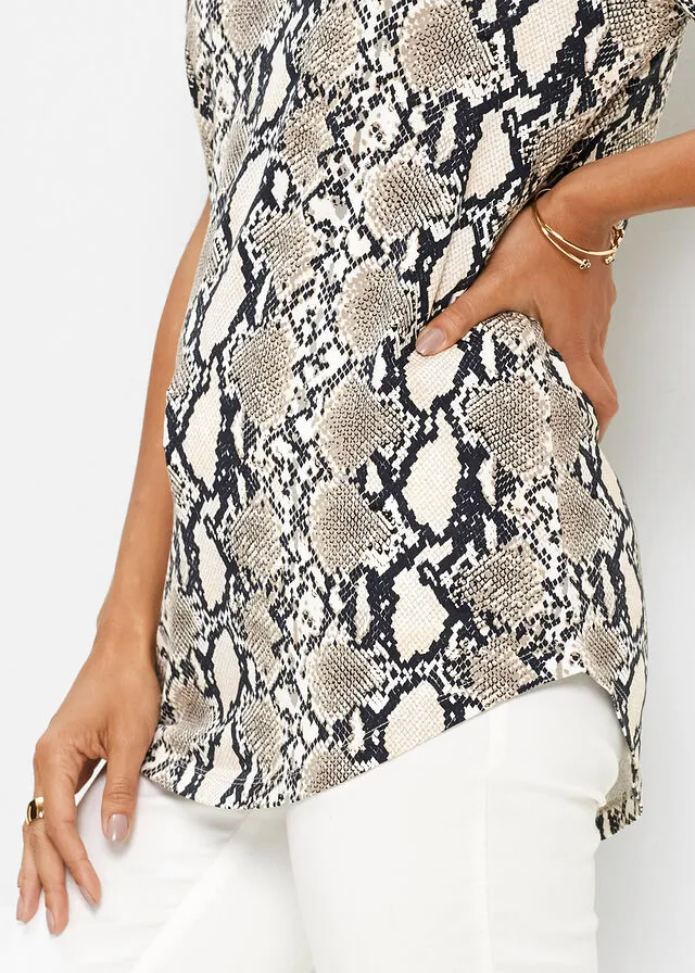 Camiseta larga con viscosa sostenible y estampado animal Beige con estampado de serpiente