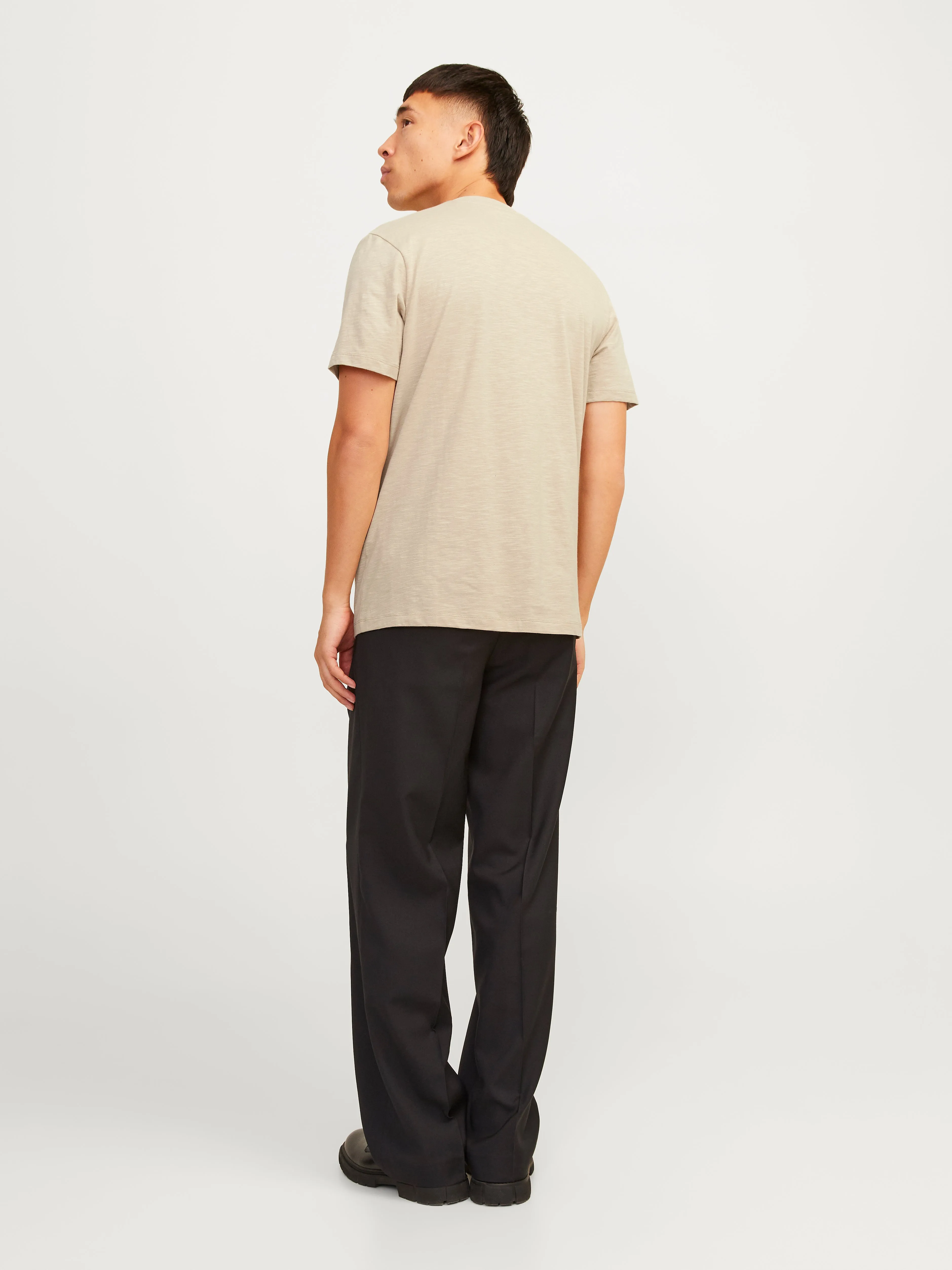 Camiseta Liso Cuello Mao | Beige | Jack & Jones®