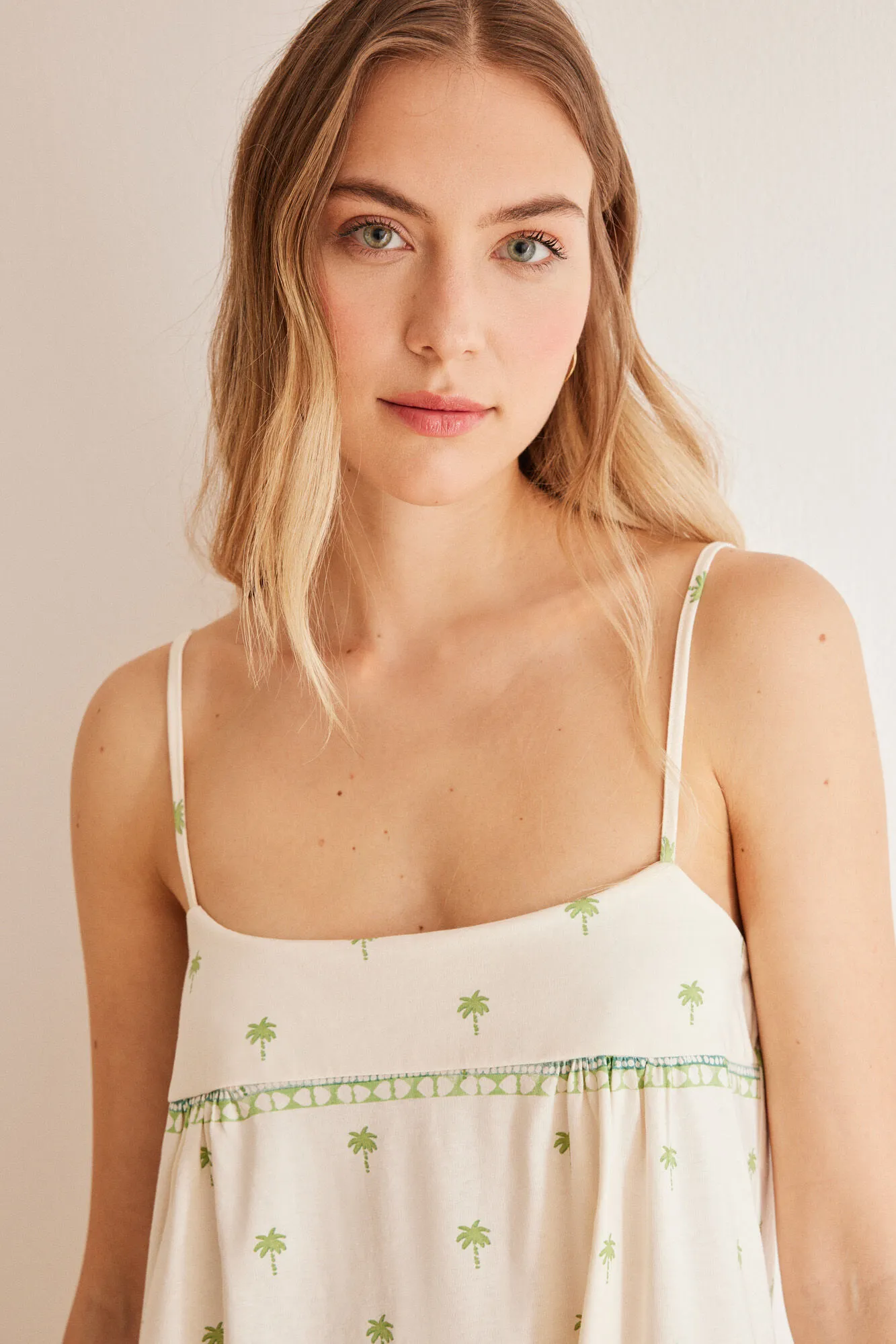 Camisón corto 100% algodón palmeras