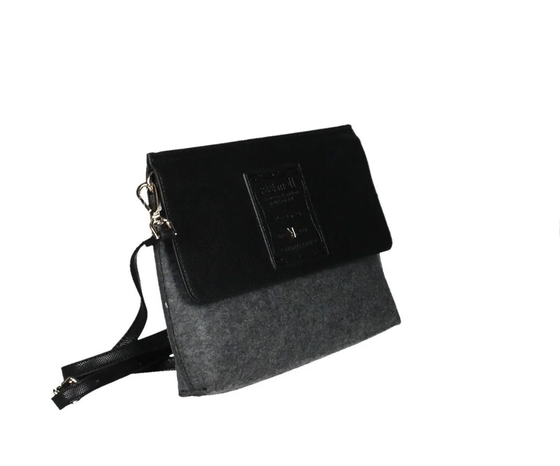 Cartera Fieltro Gris Tapa Negra