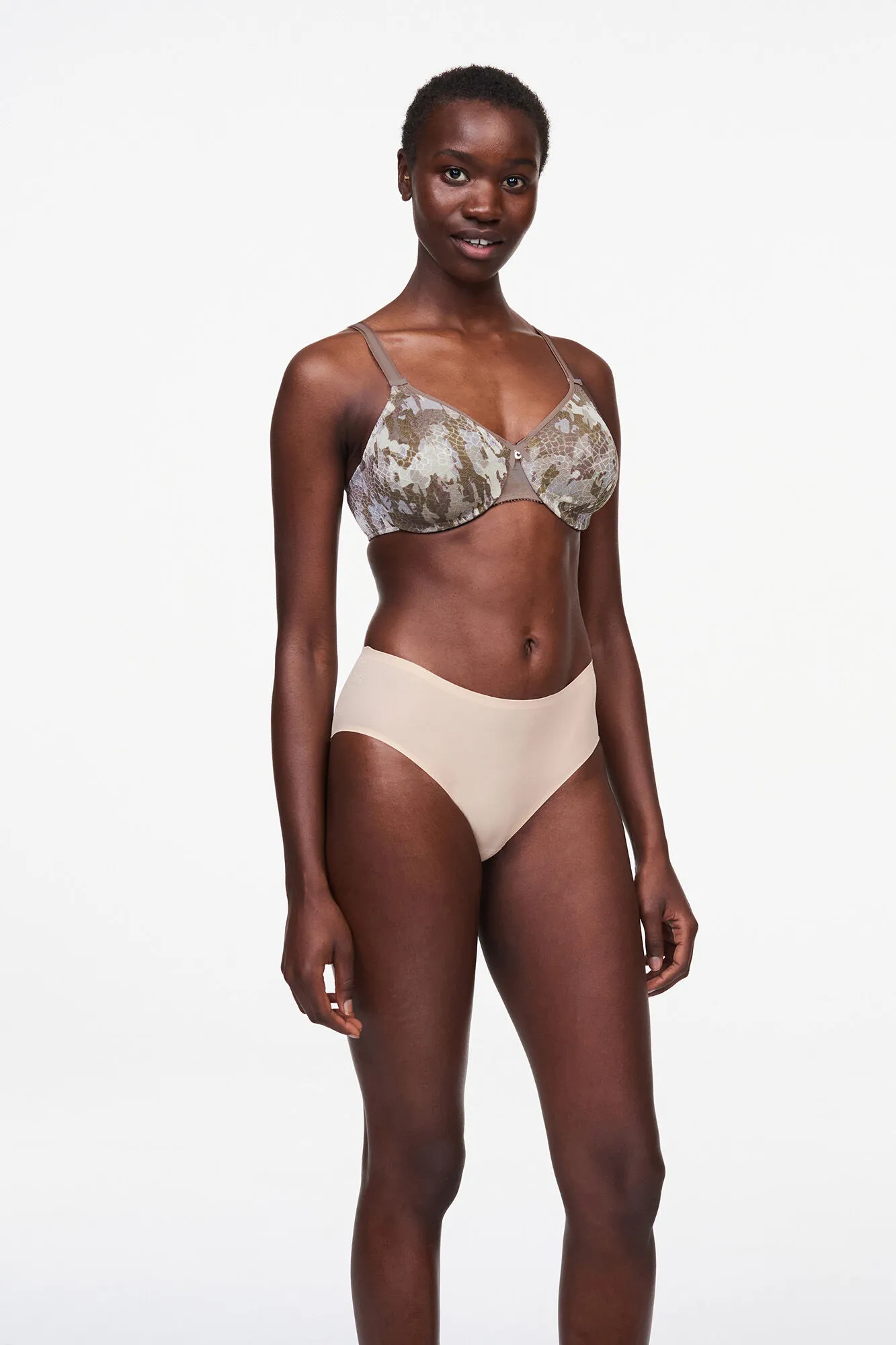 Chantelle Sujetador reductor C Magnifique malla jacquard