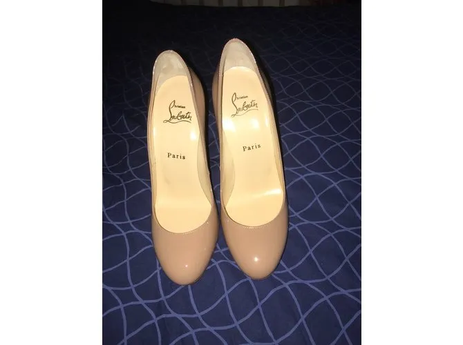 Christian Louboutin Tacones 