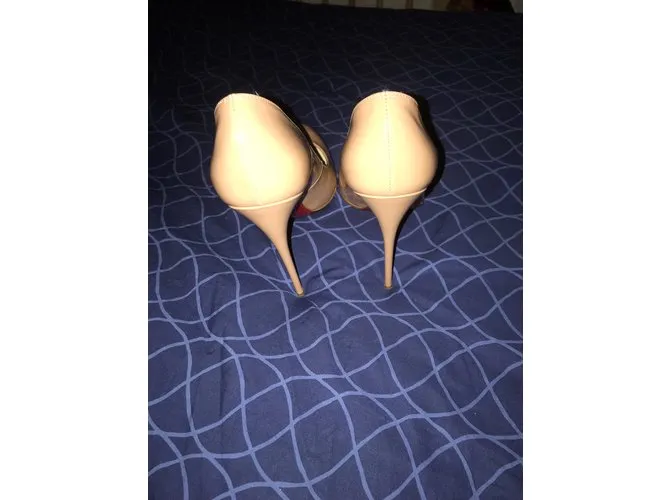 Christian Louboutin Tacones 