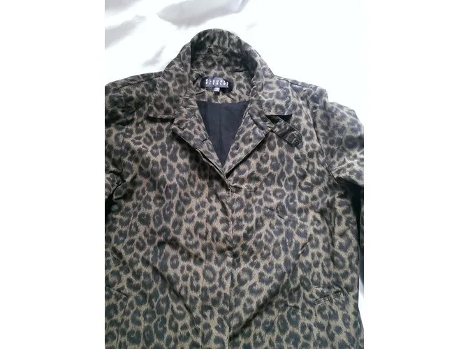Claudie Pierlot Geant Estampado de leopardo 