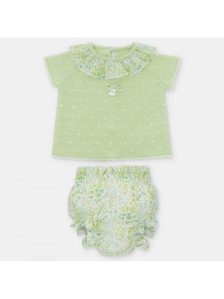 Conjunto con ranita Martín Aranda en hilo con cuello florecitas