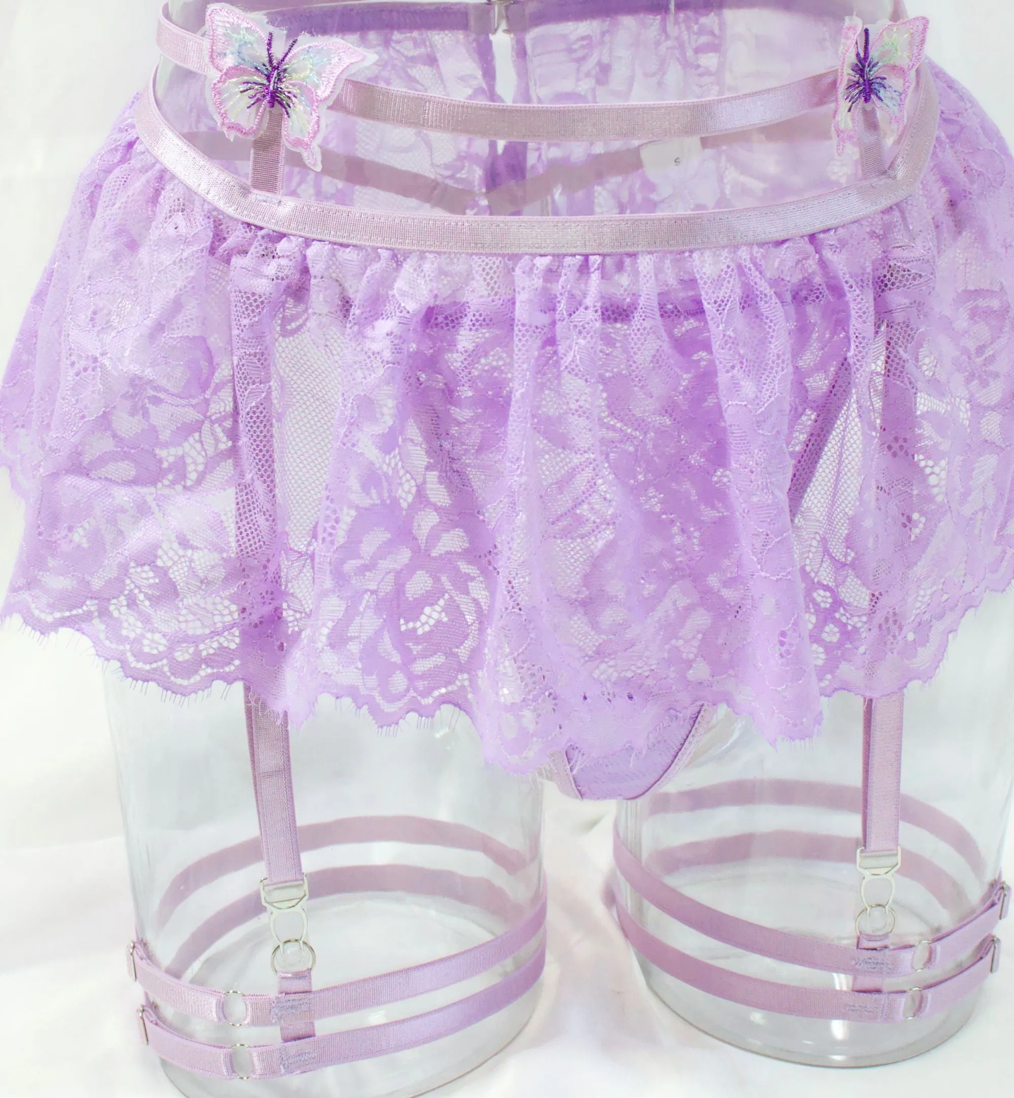 COORDINADO DE ENCAJE LILA Y MARIPOSAS 3464