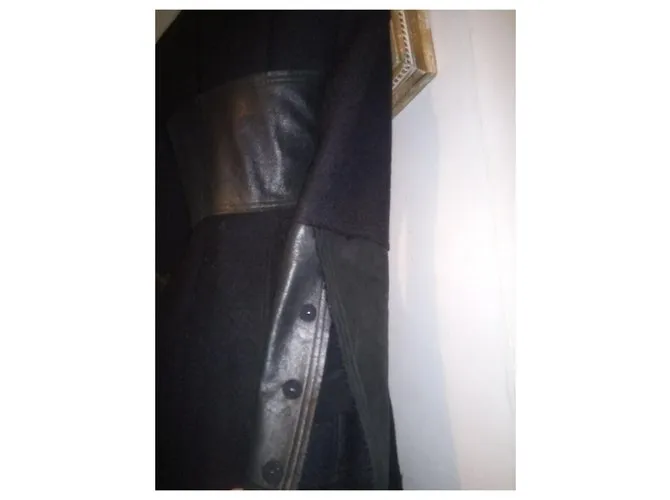 Fendi Abrigo largo Negro 