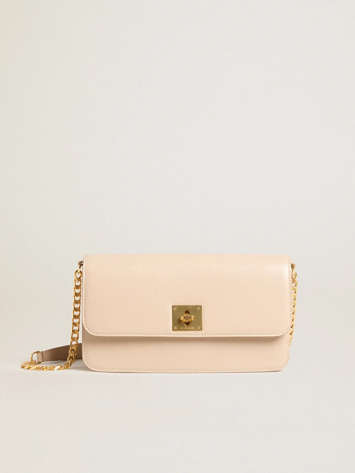 Gioia Bag en piel palmellato de color rosa pálido y detalles dorados