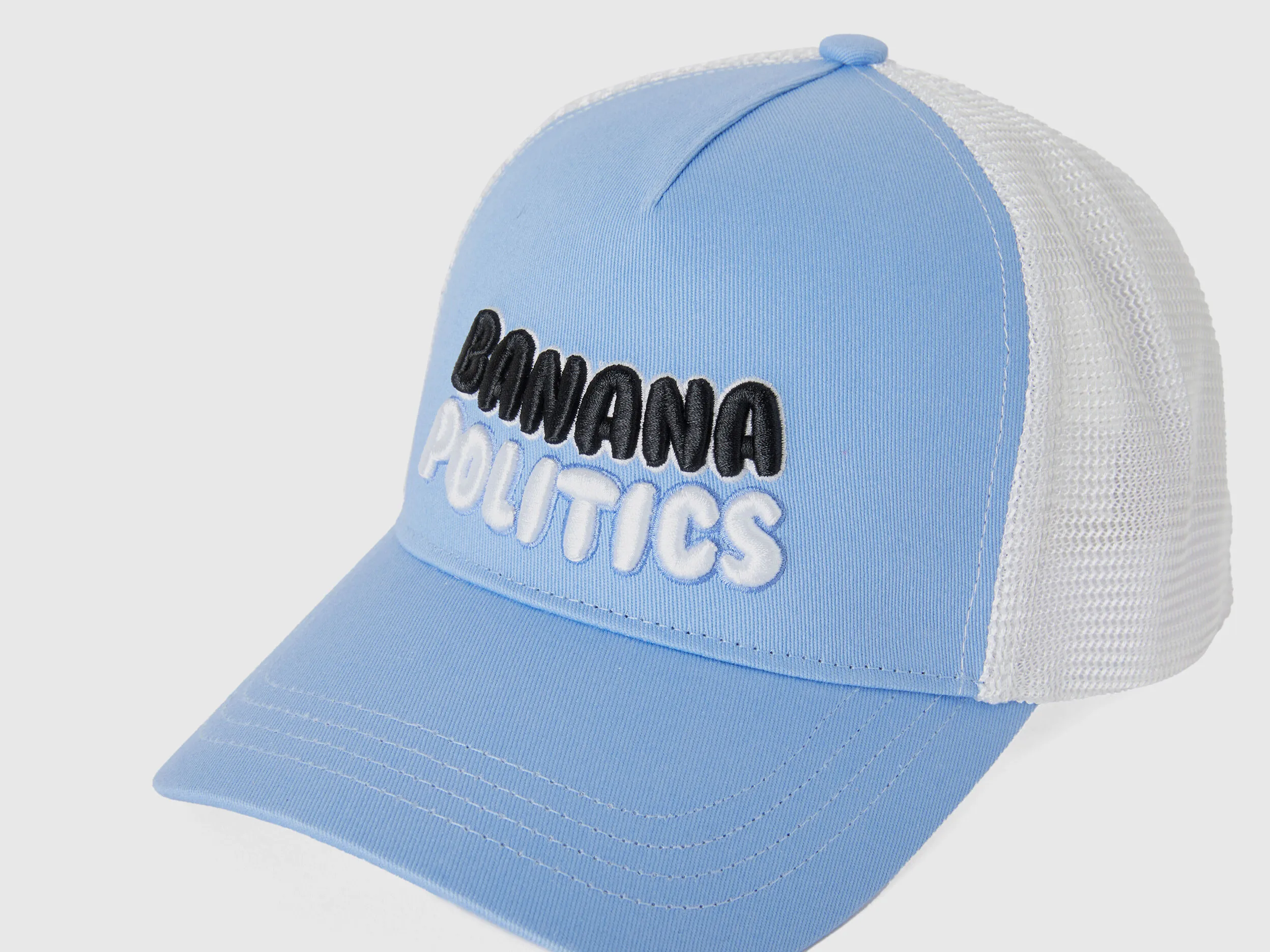 Gorra de béisbol con bordado