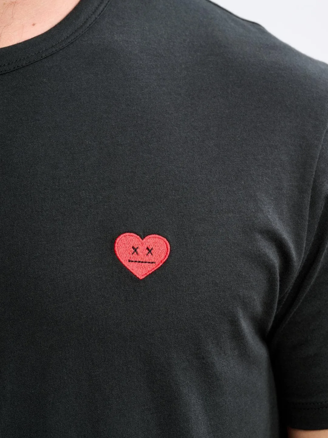 HEART X FACE  TEE