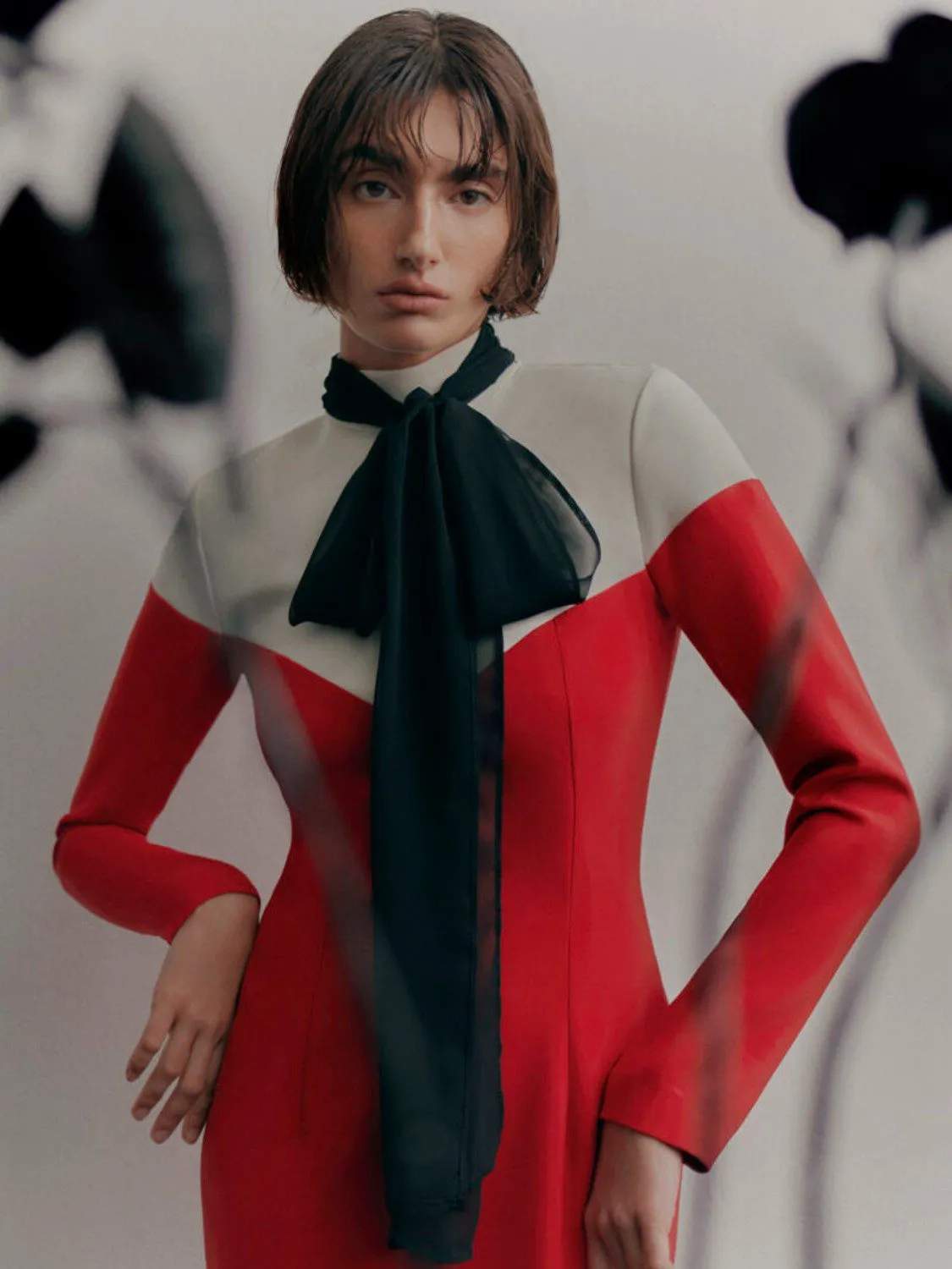 INMA GUINDA VESTIDO NICOLÁS MONTENEGRO