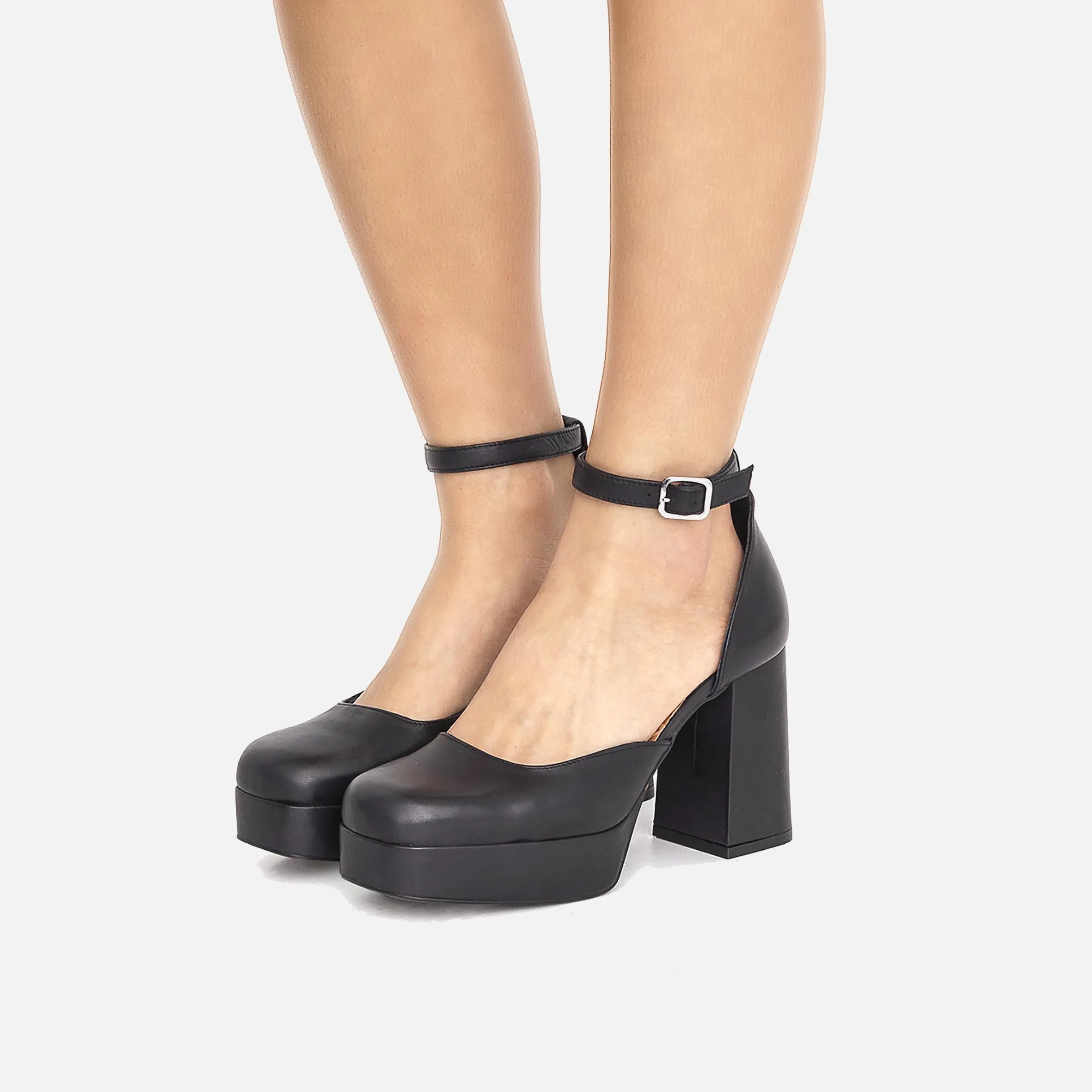 JACQUELINE ZAPATOS DE TAC&OACUTE;N  MUJER