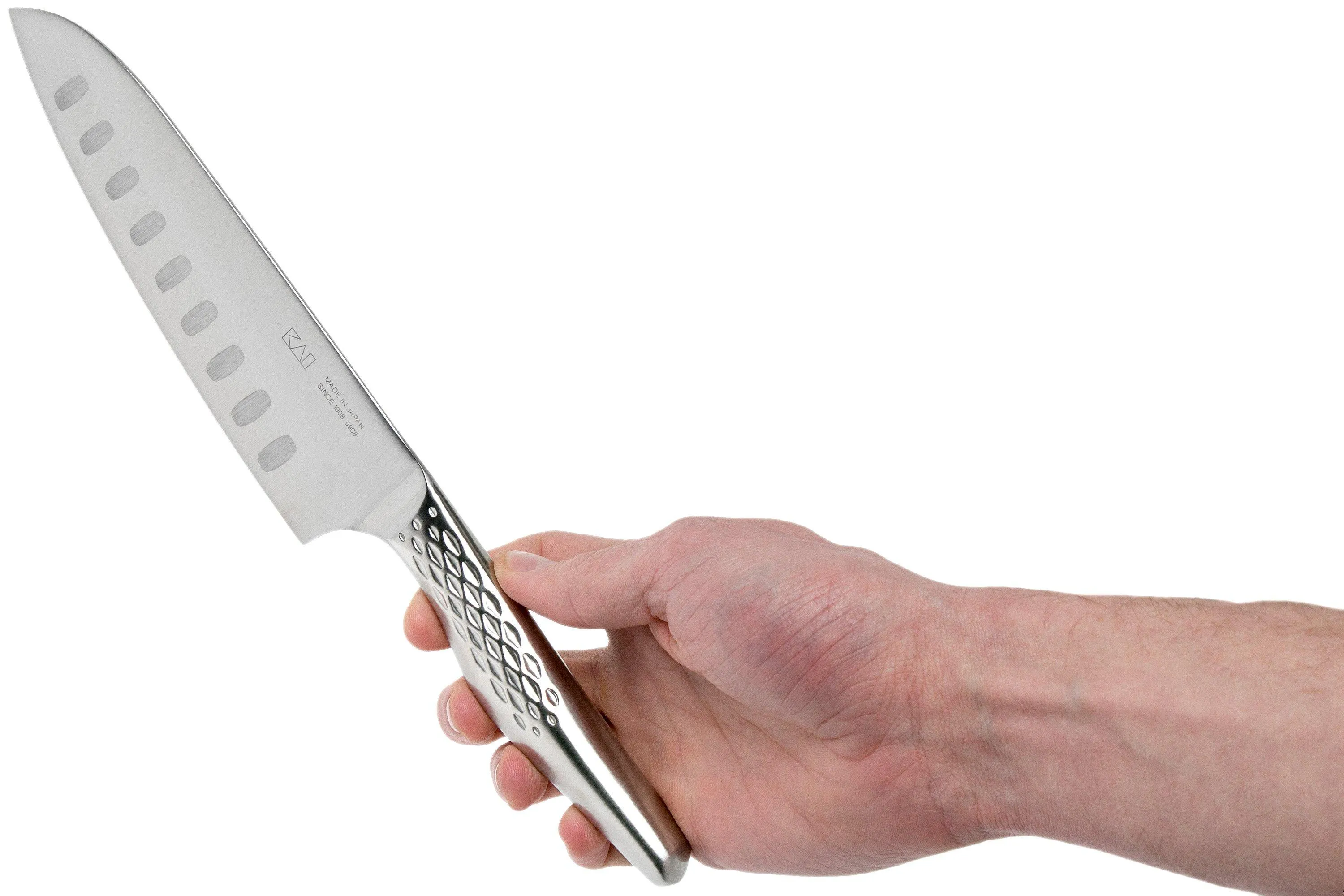 Kai Seki Magoroku Shoso santoku con borde granton, 16,5 cm