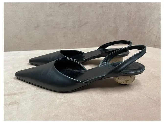 Loewe Egg heel Negro 