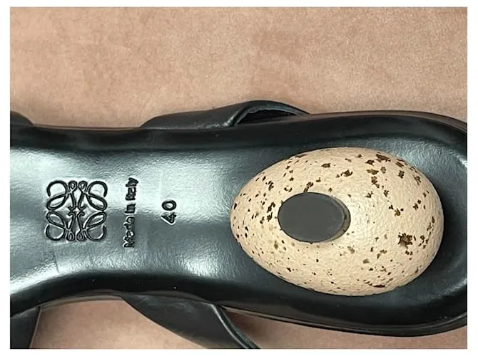 Loewe Egg heel Negro 