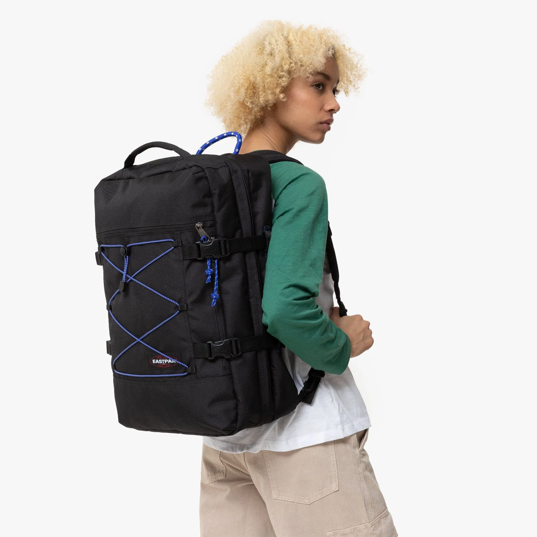 MALETA MOCHILA CABINA AVIÓN 42L. EASTPAK TRAVELPACK REFEK0A5BBR5O2 OUT SITE BLUE NEGRO Y AZUL