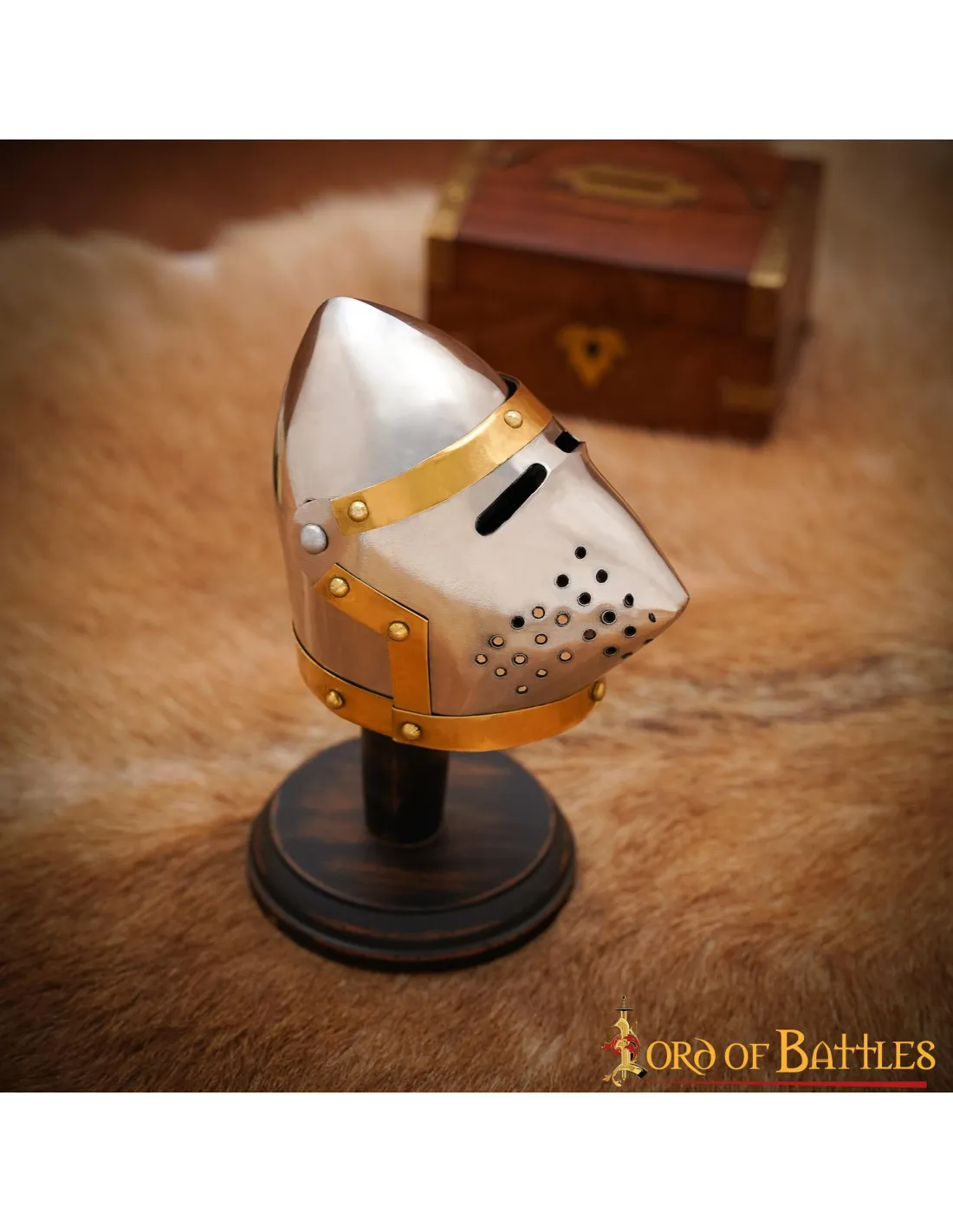 Mini casco bacinete Pig Face, con stand