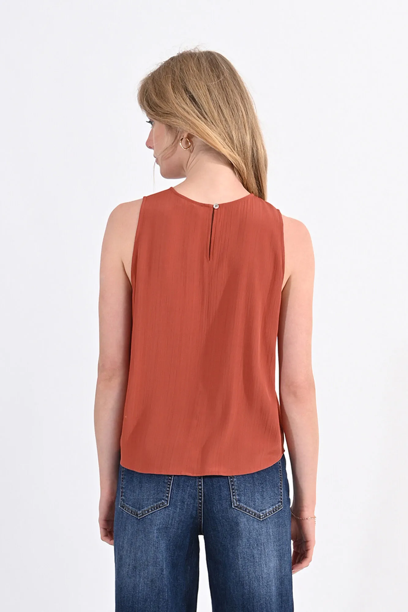 Molly Bracken Top de mujer sin manga en tejido vaporoso