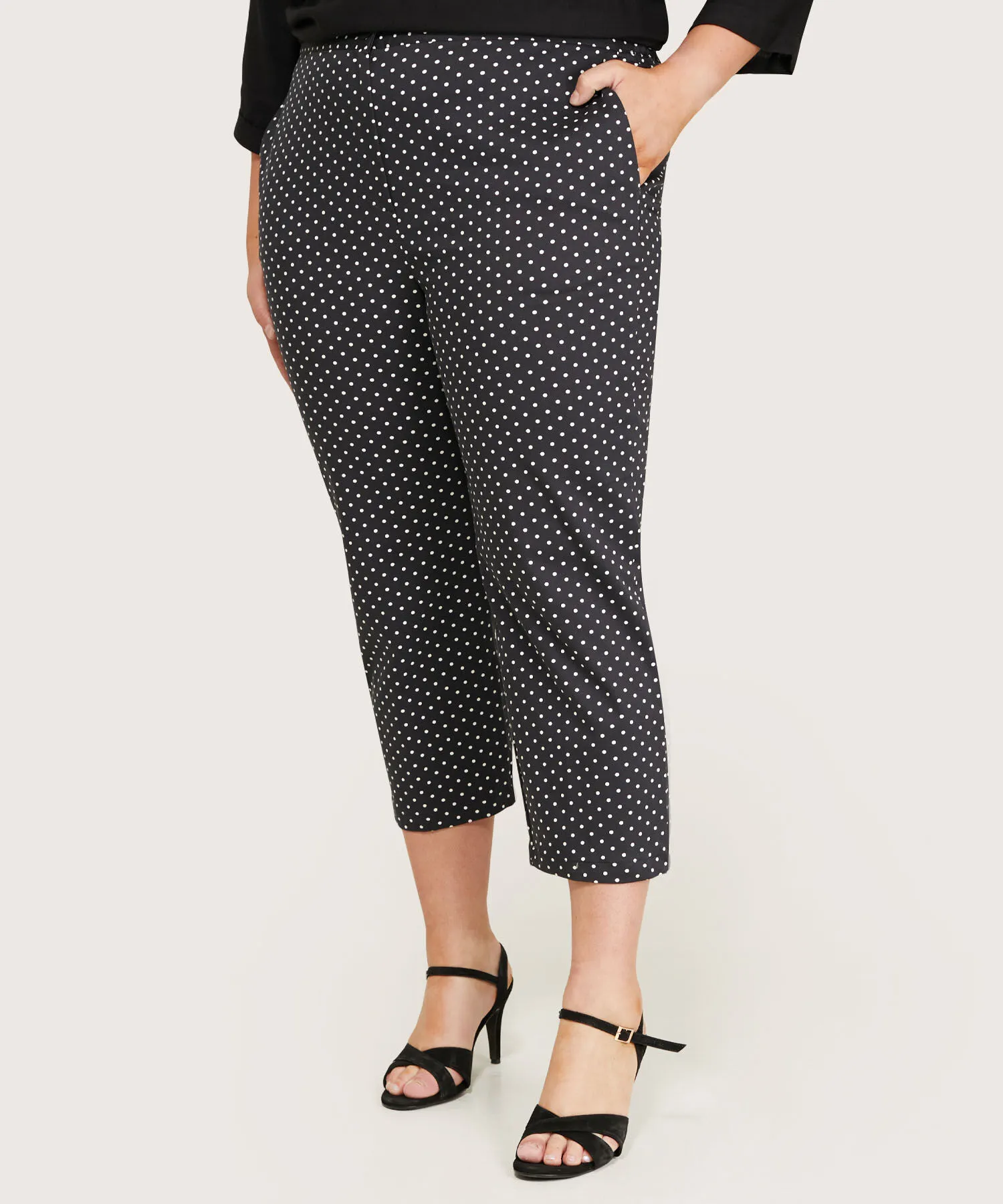 PANTAL&OACUTE;N CAPRI ESTAMPADO
