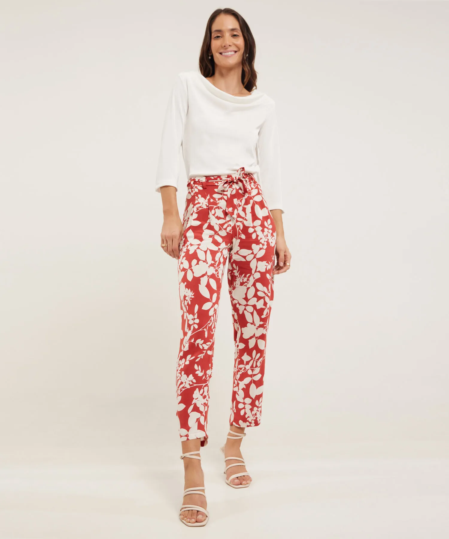 PANTAL&OACUTE;N FLUIDO CON ESTAMPADO