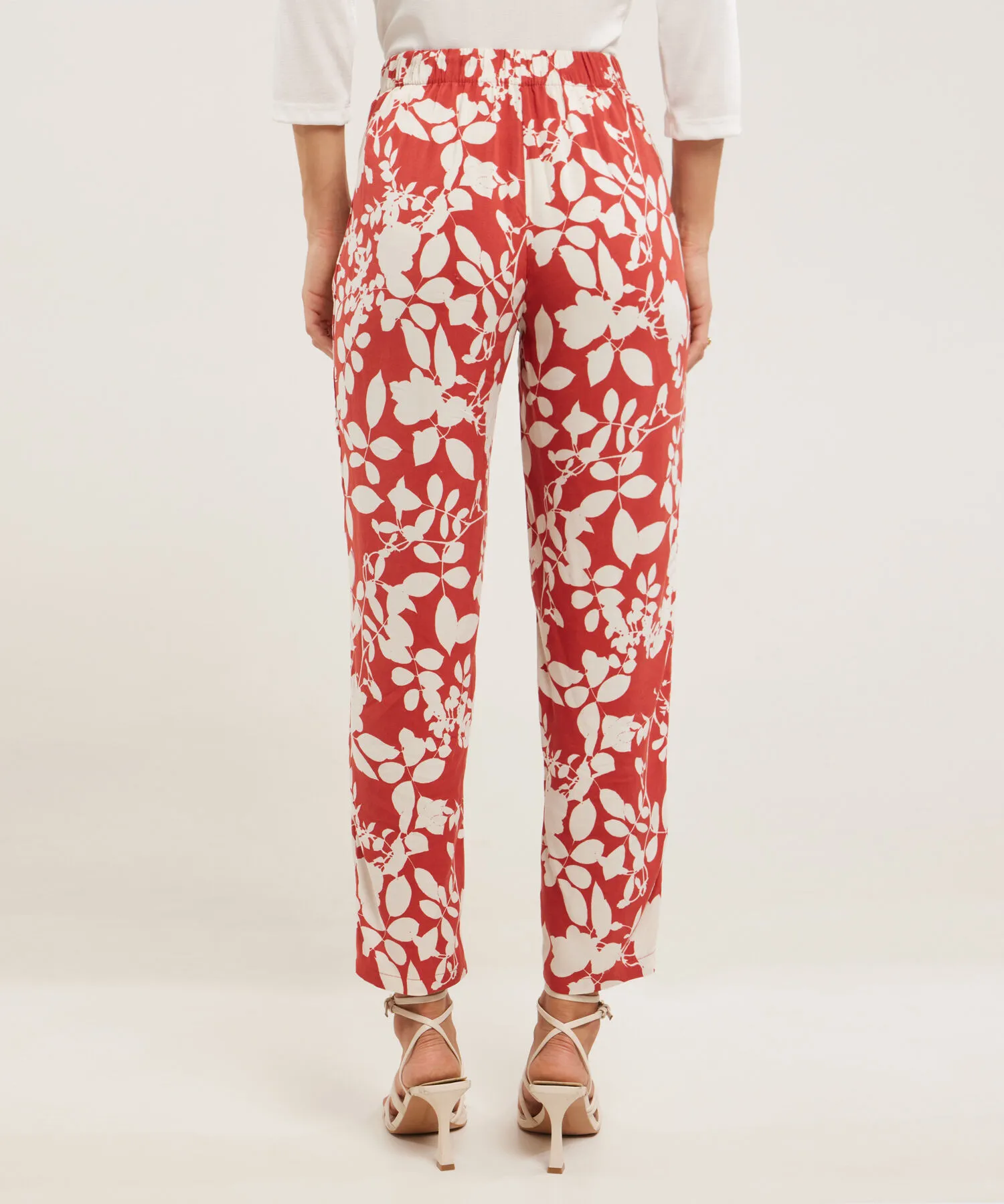 PANTAL&OACUTE;N FLUIDO CON ESTAMPADO