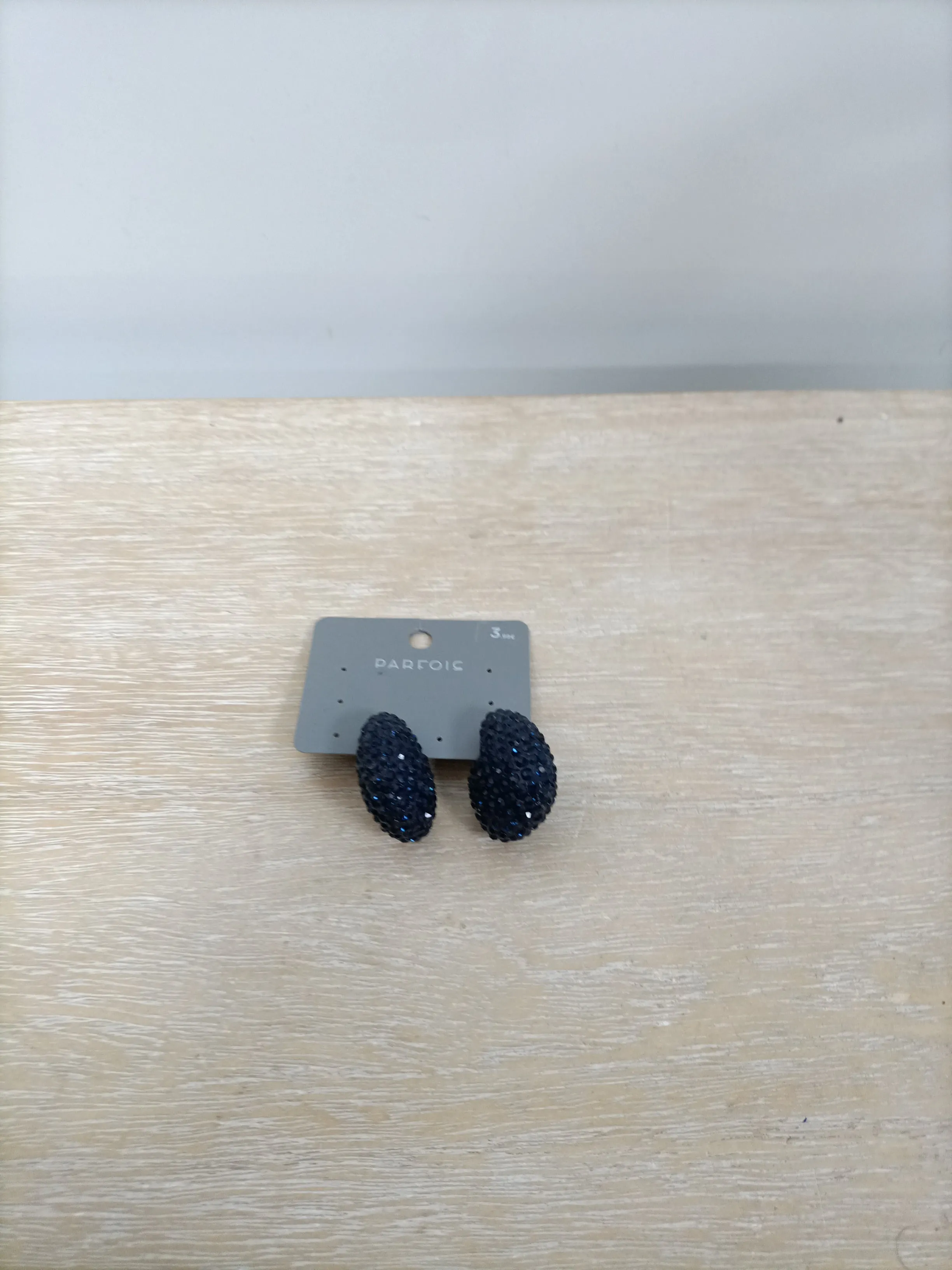 PARFOIS. Pendientes brillantes azul