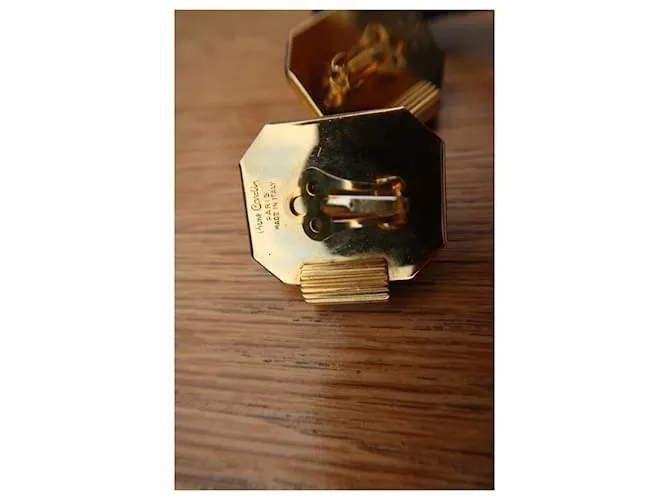 Pendientes antiguos de Pierre Cardin Gold hardware 