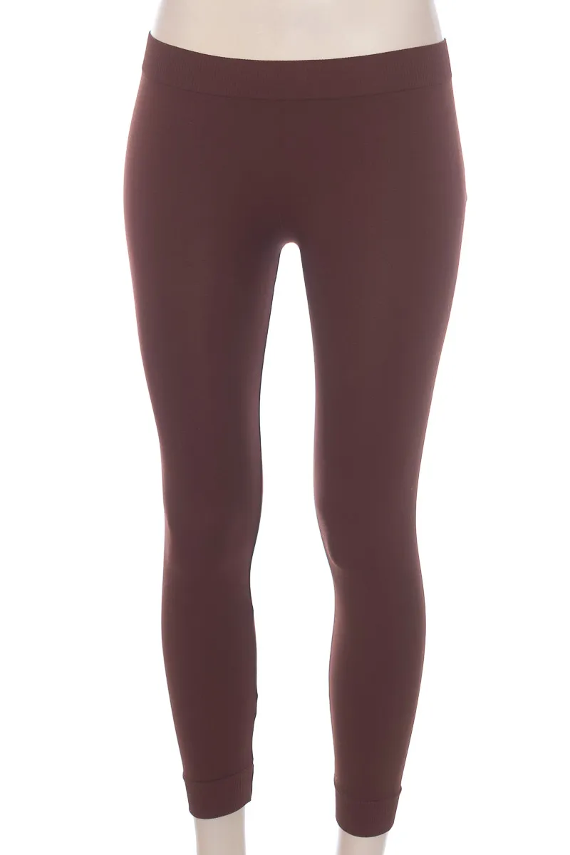ROPA DEPORTIVA / SALIDA DE BAñO COLOR CAFé  CLOSEANDO