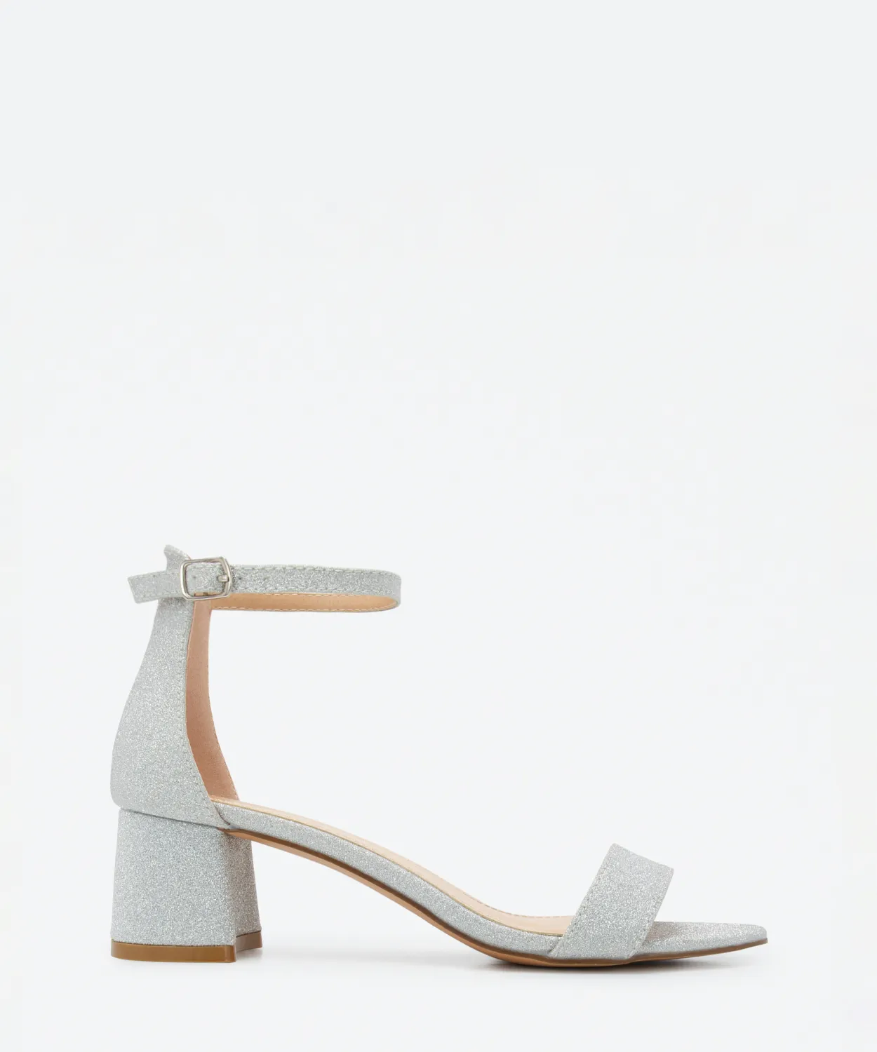 Sandalia cerrada glitter plata