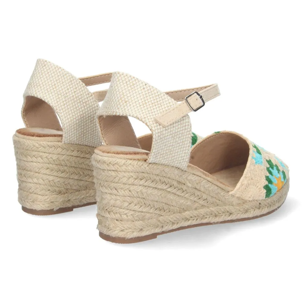 Sandalias de cuña, alpargatas de cuña, sandalias esparteras, sandalias tendencia verano 2023, descub