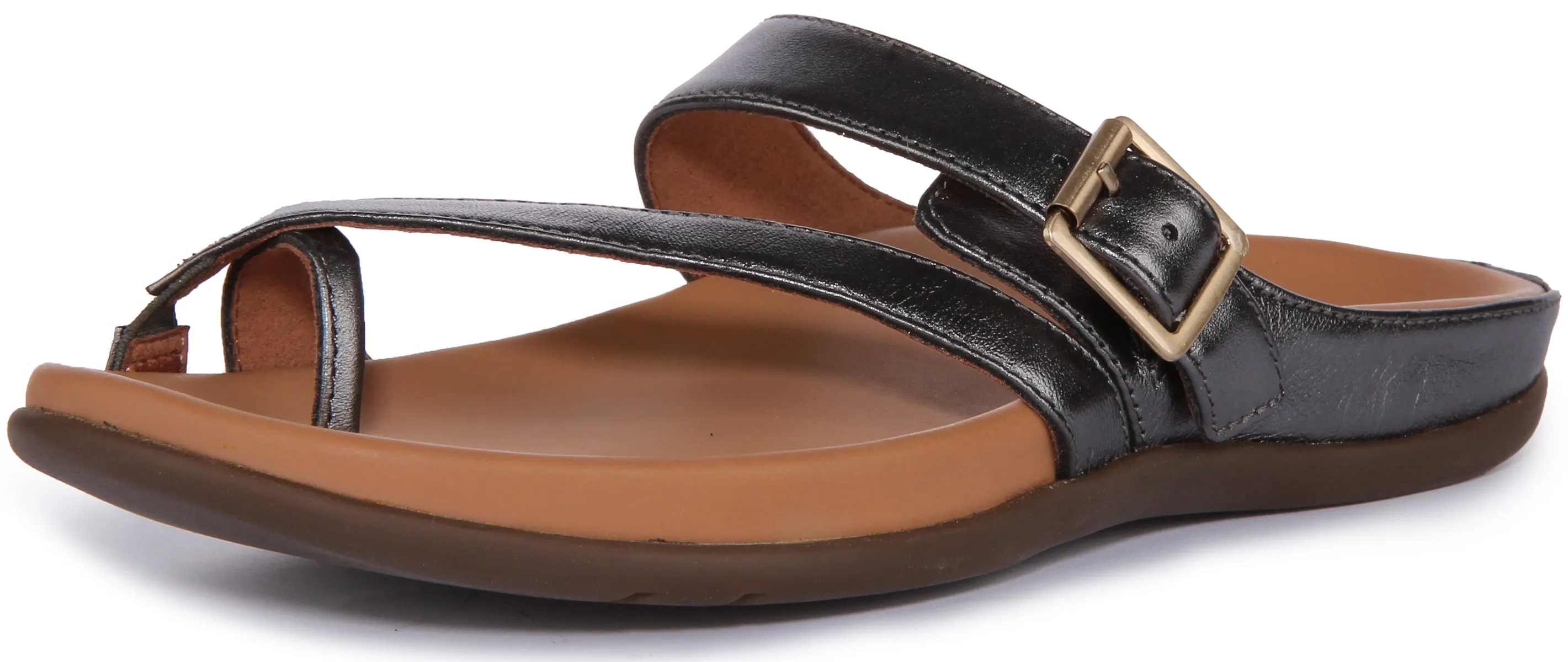 Strive Nusa Sandalia de dedo elástica con hebilla para mujer en negro brillante