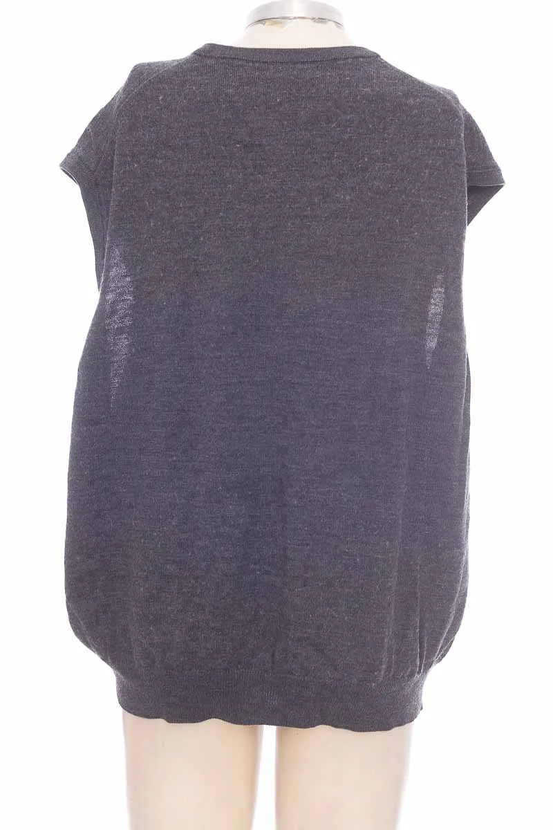 SWEATER COLOR NEGRO  DUSEN