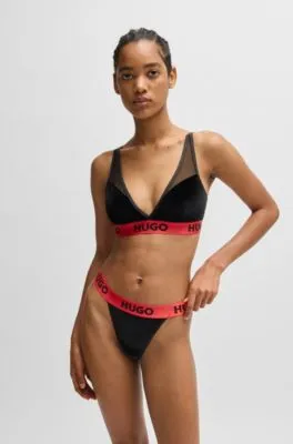 Tanga de terciopelo elástico con logo en la cintura