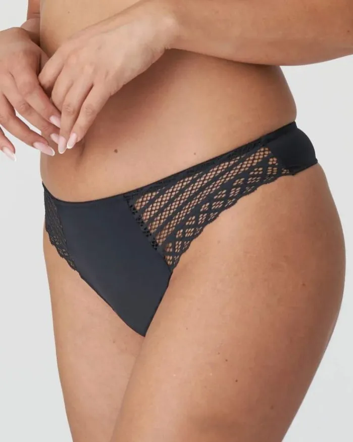Tanga East End 0641930 CHB PrimaDonna Twist