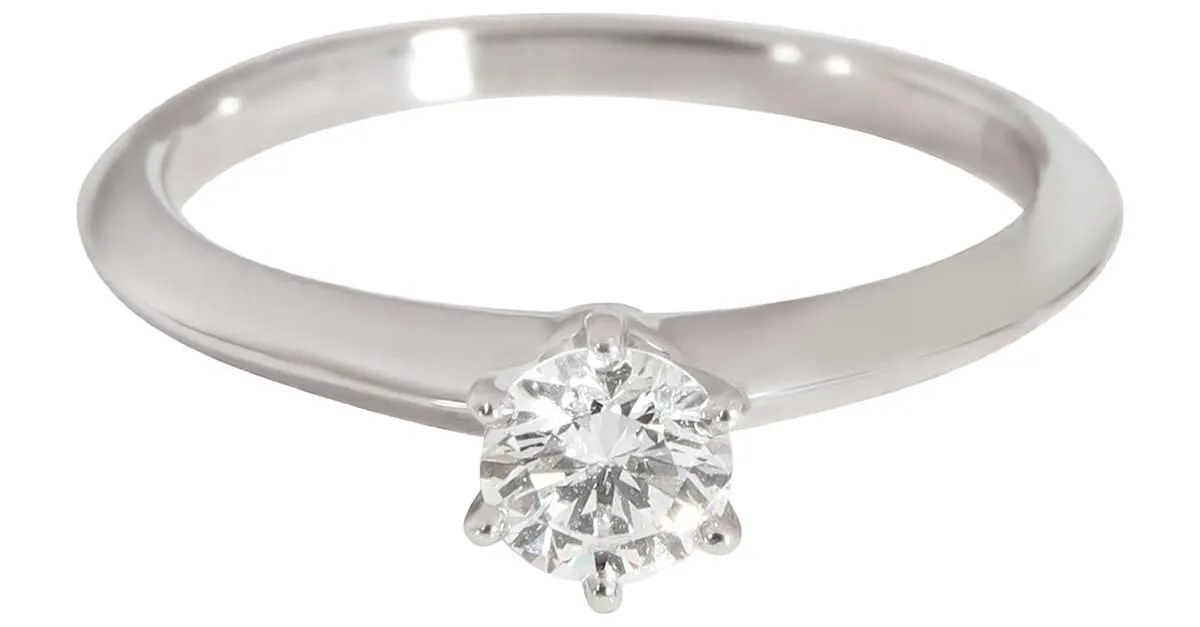 Tiffany & Co TIFFANY Y COMPAÑIA. Anillo de compromiso con diamante solitario en platino H VS1 0.33 por cierto Plata Metálico