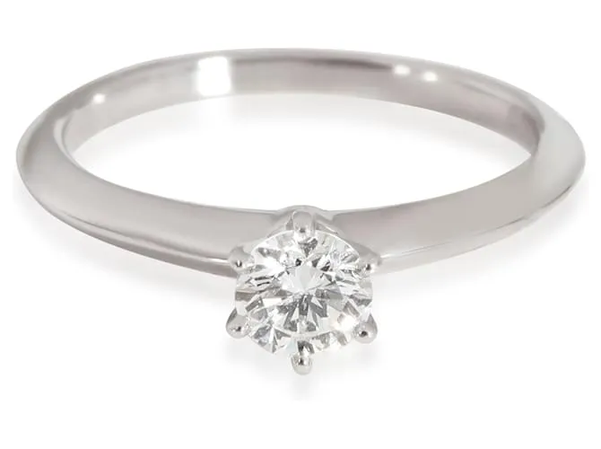 Tiffany & Co TIFFANY Y COMPAÑIA. Anillo de compromiso con diamante solitario en platino H VS1 0.33 por cierto Plata Metálico