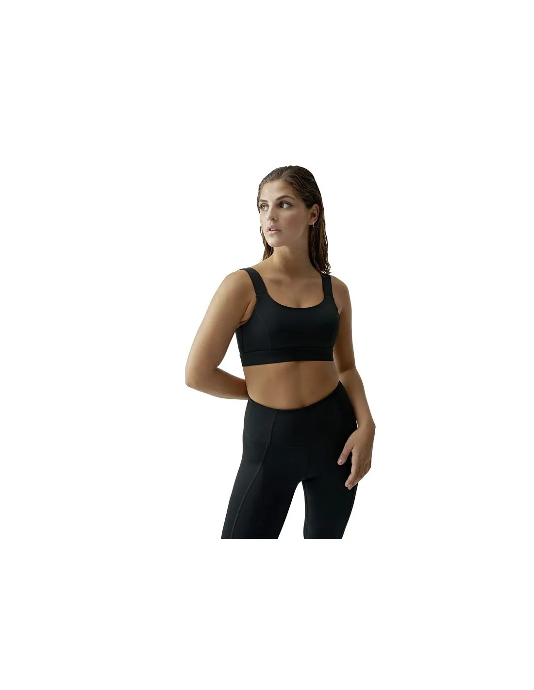 Top deportivo Born Living Yoga Rina Full Black